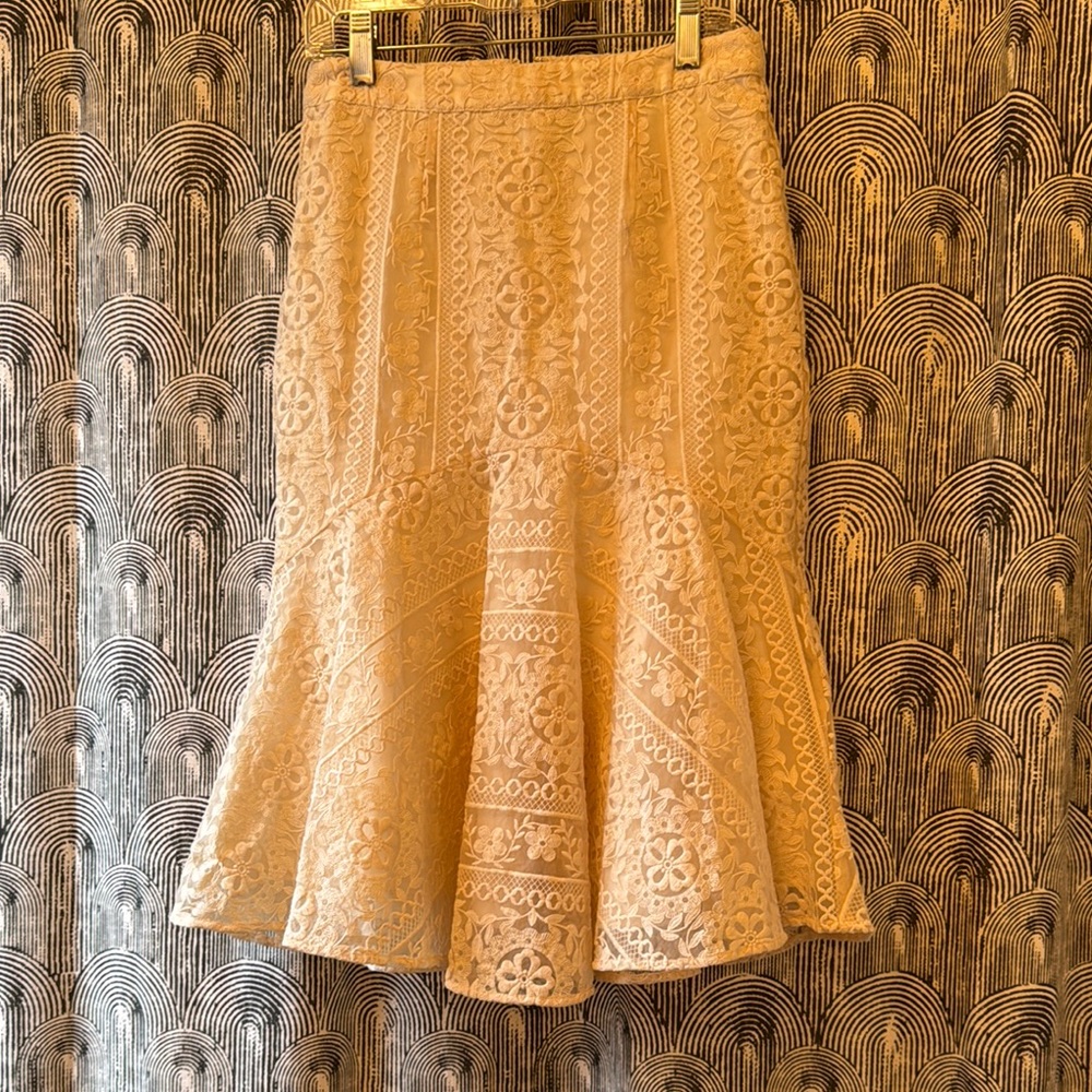 Rachel Parcell Elegant Cream Lace Skirt